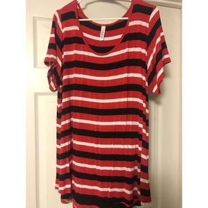 Red/Black Lularoe Classic T